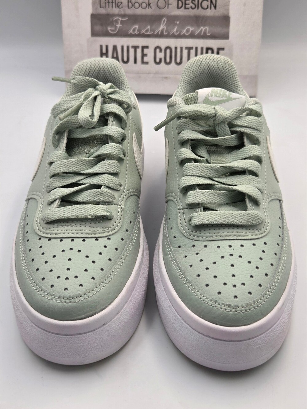 NIKE Air Force